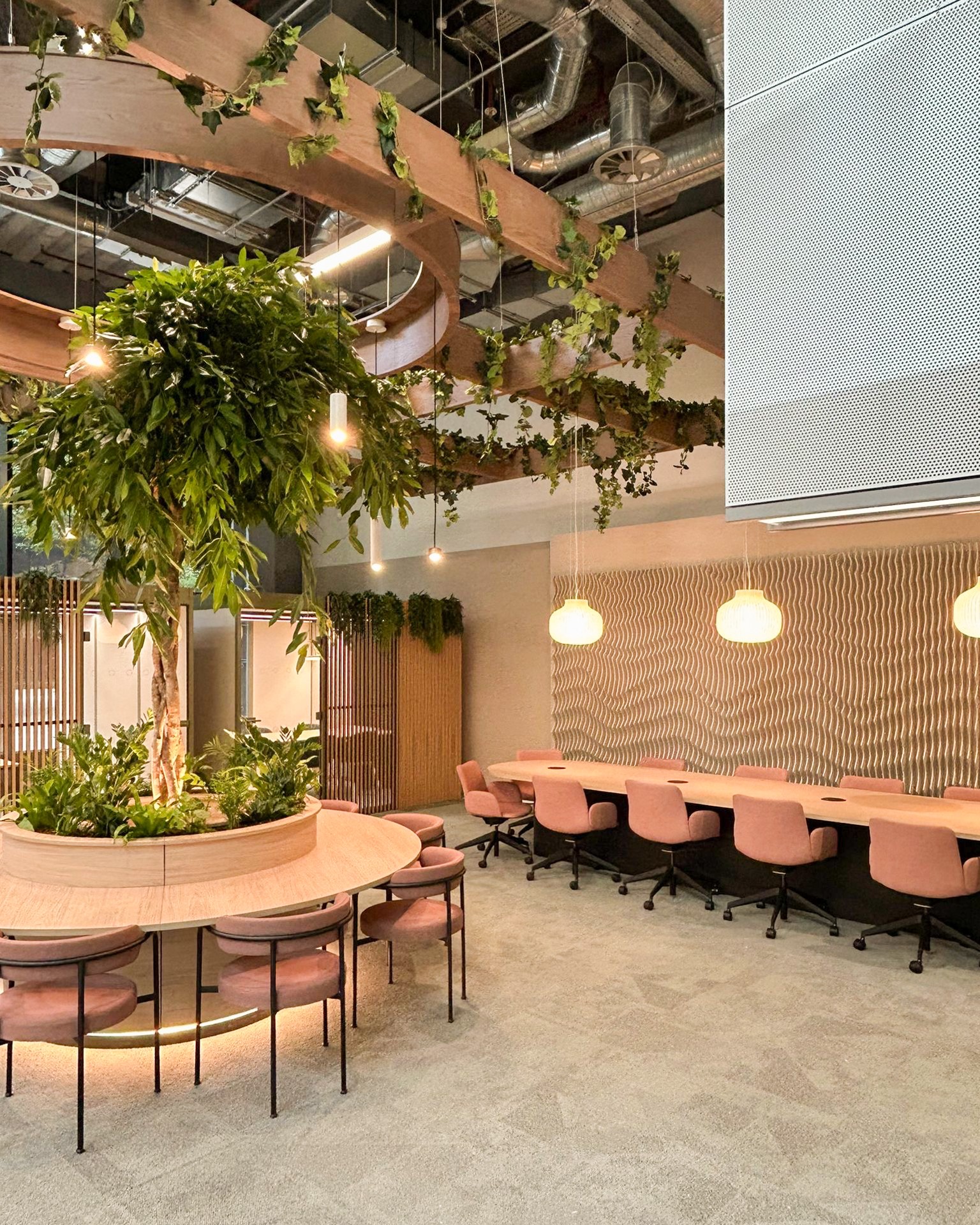 Dragonfly Contracts - Circle Square No.1 (11)